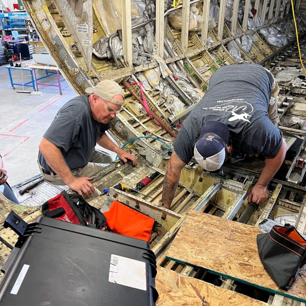 VP Aviation Mobile Response Teams performing Aircraft Maintenance